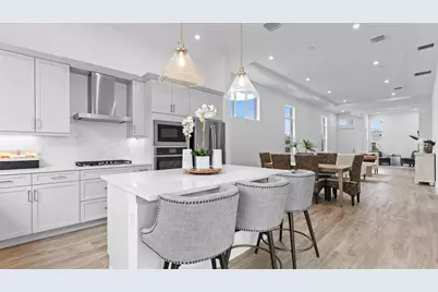 232 SE Via Sangro, Port Saint Lucie, FL 34952 - Photo 3