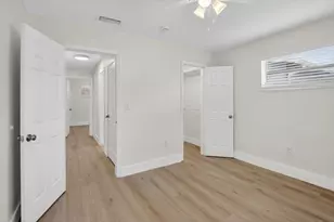 6828 NW 30th St, Sunrise, FL 33313 - Photo 13