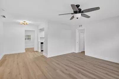 6828 NW 30th Street, Sunrise, FL 33313 - Photo 3