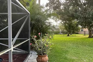 112 Princess Ct, Royal Palm Beach, FL 33411 - Photo 23