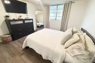 6161 NW 57th Ct, Tamarac, FL 33319 - Photo 9