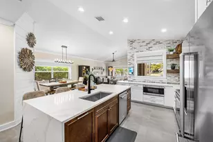 7505 NW 65th Ln, Parkland, FL 33067 - Photo 11
