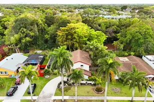 4966 NW 6th St, Coconut Creek, FL 33063 - Photo 3