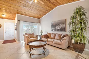 4966 NW 6th St, Coconut Creek, FL 33063 - Photo 13