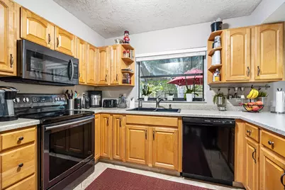 4966 NW 6th Street, Coconut Creek, FL 33063 - Photo 17