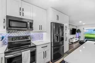 311 E Ocean Ave, Lantana, FL 33462 - Photo 15