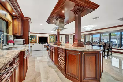 2810 NE 44th Street, Lighthouse Point, FL 33064 - Photo 15