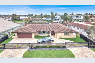 2810 NE 44th Street, Lighthouse Point, FL 33064 - Photo 1