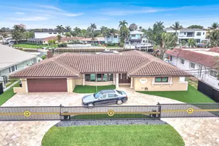 2810 NE 44th St, Lighthouse Point, FL 33064 - Photo 1