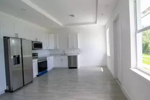 260 W Rotonda Blvd W, Rotonda West, FL 33947 - Photo 11