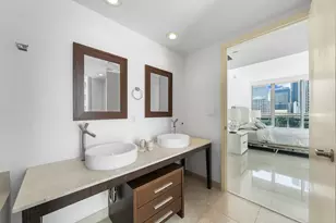 495 Brickell Ave, Miami, FL 33131 - Photo 13