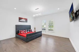 5700 N Sterling Ranch Dr, Davie, FL 33314 - Photo 35