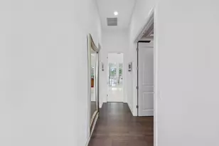 5700 N Sterling Ranch Dr, Davie, FL 33314 - Photo 19