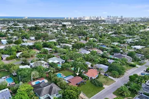 1728 NE 17th Terrace, Fort Lauderdale, FL 33305 - Photo 3
