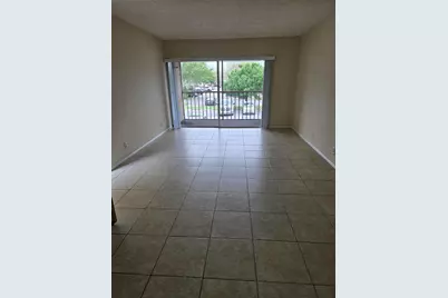 1520 SE Royal Green Circle #K-203, Port Saint Lucie, FL 34952 - Photo 3