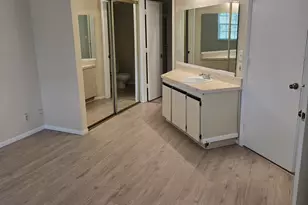 1520 SE Royal Green Cir, Port Saint Lucie, FL 34952 - Photo 9