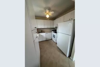 192 Monaco D, Delray Beach, FL 33446 - Photo 9