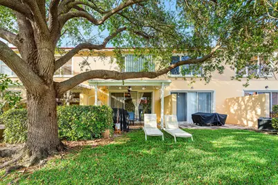 1094 Pinewood Lake Court, Greenacres, FL 33415 - Photo 25