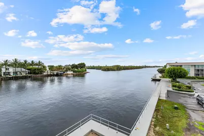170 E Horizons E #303, Boynton Beach, FL 33435 - Photo 17