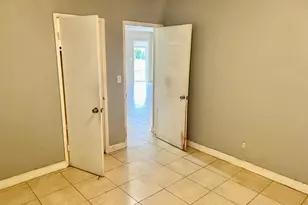 2201 N 57th Ave, Hollywood, FL 33021 - Photo 9