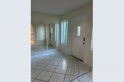 2828 NW 9th Place, Fort Lauderdale, FL 33311 - Photo 11