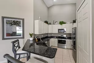 8132 Carnoustie Pl, Port Saint Lucie, FL 34986 - Photo 7