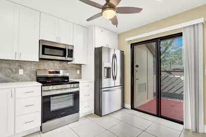 10 Bay Cedar Court, Royal Palm Beach, FL 33411 - Photo 7