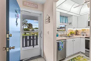 2929 SE Ocean Blvd, Stuart, FL 34996 - Photo 9