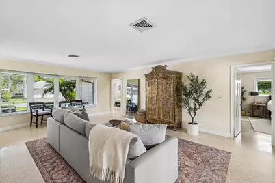 670 Elm Tree Lane, Boca Raton, FL 33486 - Photo 5