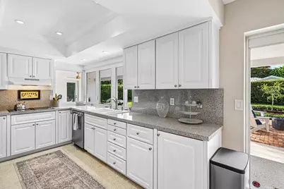 670 Elm Tree Lane, Boca Raton, FL 33486 - Photo 21