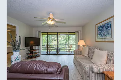 400 18th Street #F7, Vero Beach, FL 32960 - Photo 1