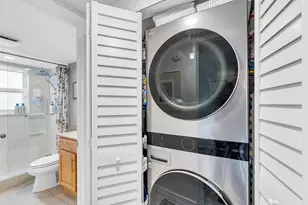 3970 Oaks Clubhouse Dr, Pompano Beach, FL 33069 - Photo 19