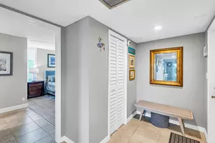 3970 Oaks Clubhouse Dr, Pompano Beach, FL 33069 - Photo 5