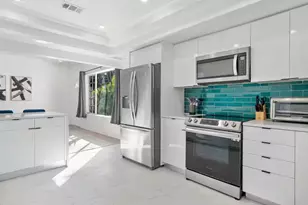 20411 NE 15th Ave, Miami, FL 33179 - Photo 3