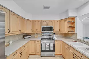 5351 NE 17th Terrace, Fort Lauderdale, FL 33334 - Photo 17