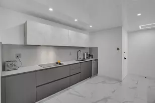 2500 Parkview Dr, Hallandale Beach, FL 33009 - Photo 7