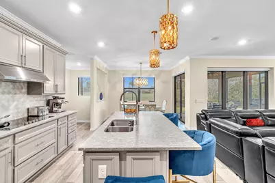 7921 NW 82nd Court, Tamarac, FL 33321 - Photo 7