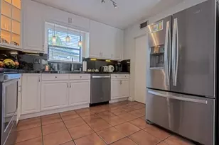 1311 SW 56th Ave, Plantation, FL 33317 - Photo 3