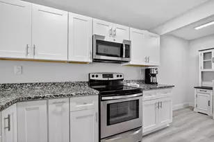 8 Royal Palm Way, Boca Raton, FL 33432 - Photo 23