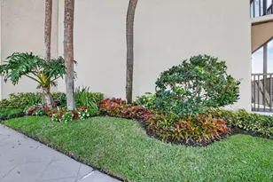 8 Royal Palm Way, Boca Raton, FL 33432 - Photo 45