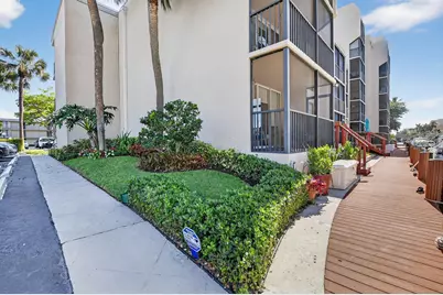 8 Royal Palm Way #107, Boca Raton, FL 33432 - Photo 37