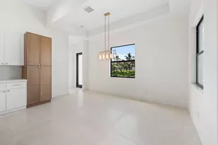 632 SE Seahouse Dr, Port Saint Lucie, FL 34983 - Photo 17