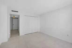 4200 N Ocean Dr, Singer Island, FL 33404 - Photo 43