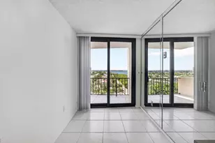 4200 N Ocean Dr, Singer Island, FL 33404 - Photo 29
