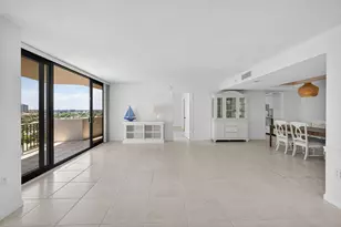 4200 N Ocean Dr, Singer Island, FL 33404 - Photo 17