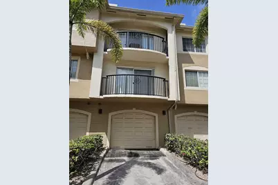 1100 S Crestwood Court S #1116, Royal Palm Beach, FL 33411 - Photo 1