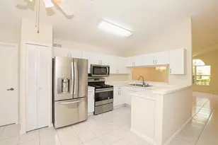 1121 NW Lombardy Dr, Port Saint Lucie, FL 34986 - Photo 13