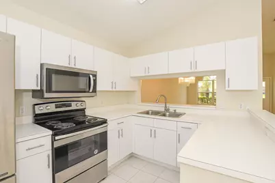 1121 NW Lombardy Drive, Port Saint Lucie, FL 34986 - Photo 15