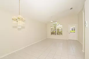 1121 NW Lombardy Dr, Port Saint Lucie, FL 34986 - Photo 11