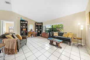 1510 Firethorn Dr, Wellington, FL 33414 - Photo 9